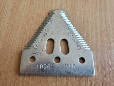 Сегмент ножа Шумахер John Deere 10961, Z52672, 10961621, Z93077, AZ47493, AZ40032
